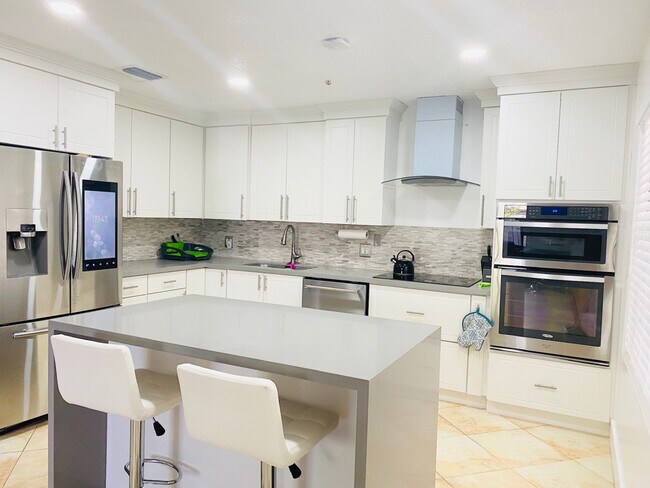 Foto del edificio - 3110 SW 4th Street