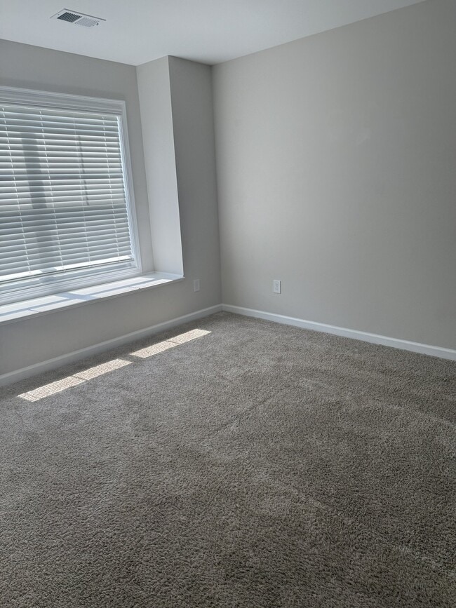 Foto del edificio - 85 Ridge Cir Dr