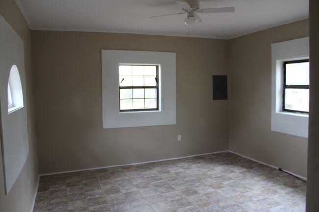 Building Photo - Coming Soon!!!! Cabin in Bonifay, FL