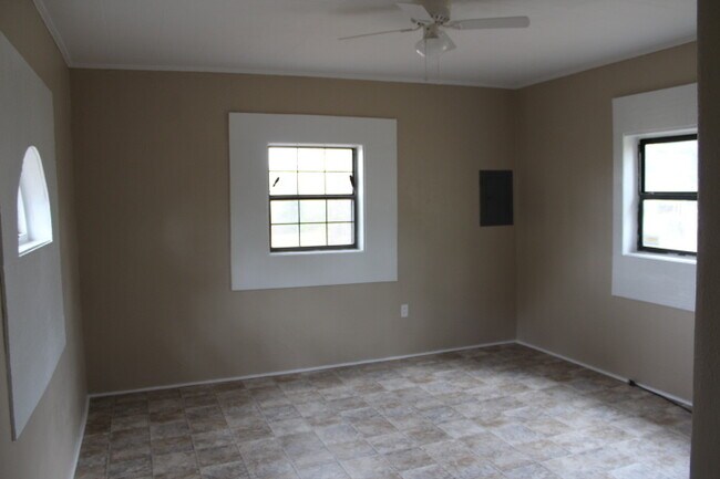 Foto del edificio - Coming Soon!!!! Cabin in Bonifay, FL