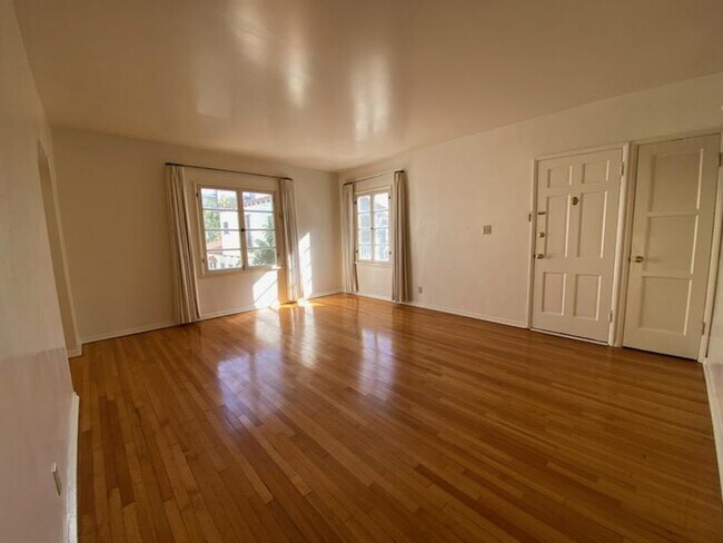 LR from the Bedroom - 1839 1/2 Kelton Ave