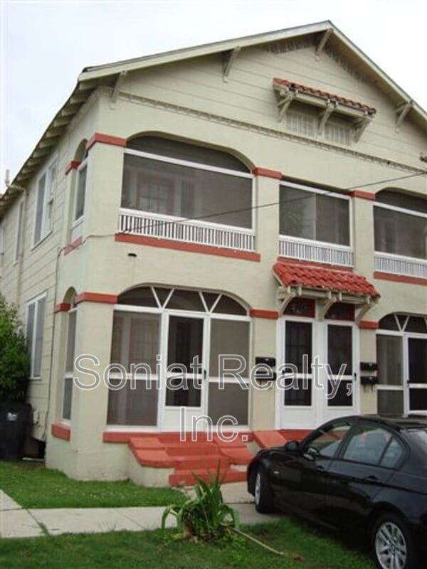 Building Photo - 307 Virginia St