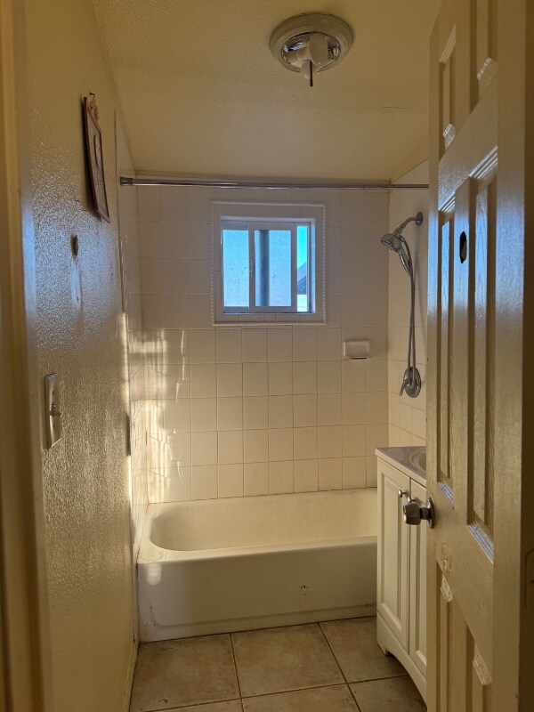 Foto del edificio - 1385 Riverside Dr