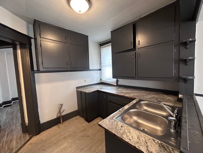 Foto del edificio - 107 State-N