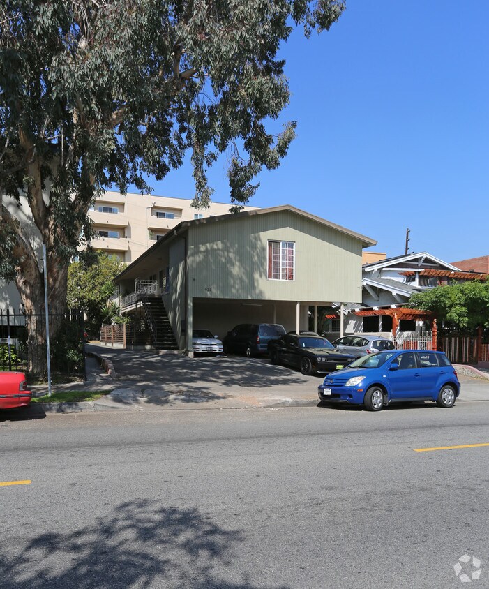 Foto principal - 927 S Harvard Blvd
