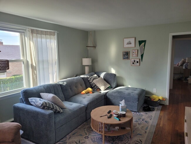 Living Room - 115 Whelen Ave