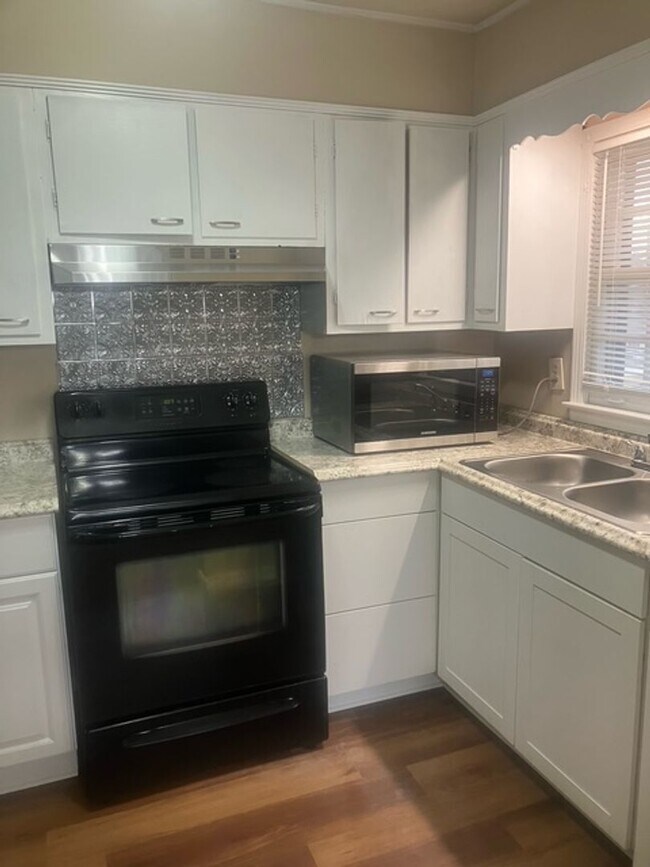 Foto del edificio - Split level in Morrow