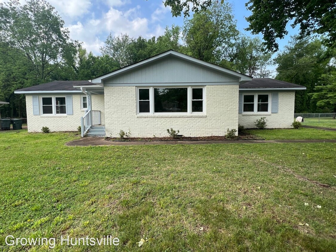 Primary Photo - 3 br, 2 bath House - 2517 Fieldcrest Dr