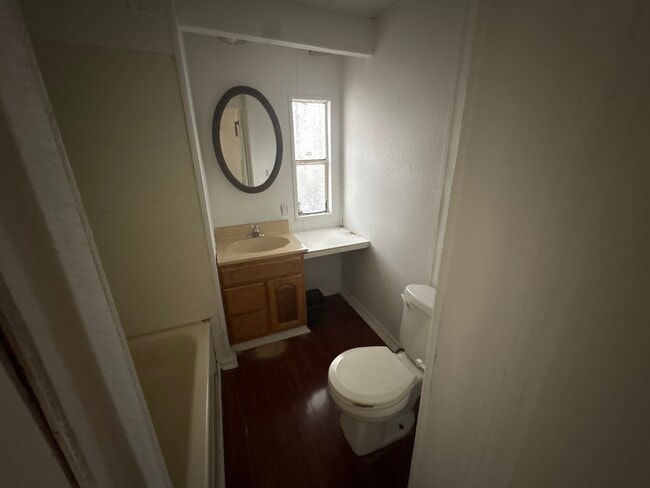 Foto del edificio - 920 Boardwalk Ln