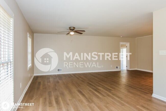Foto del edificio - 4055 ALLEGIANCE AVE, AUSTELL, GA 30106