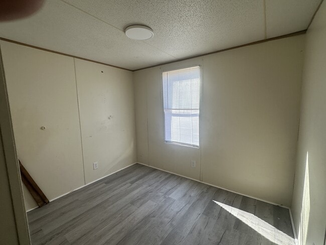 Foto del edificio - 7410 Olin Rd