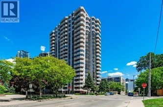 Building Photo - 67 Caroline St S