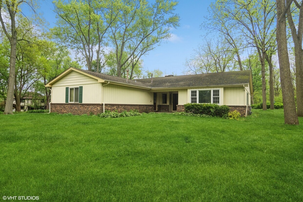Primary Photo - 62 Darlington Dr