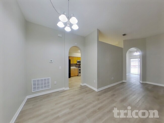 Foto del edificio - 4401 Reynolds Ridge Ct