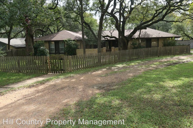 Building Photo - 4 br, 2 bath House - 8909 Roxborough Street