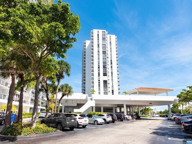 Foto del edificio - 20515 E Country Club Dr