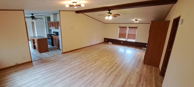 Foto del edificio - Ranch style 3 BR 2 BA