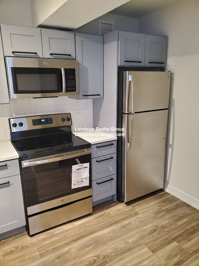 Foto del edificio - 5815 N Sheridan Rd