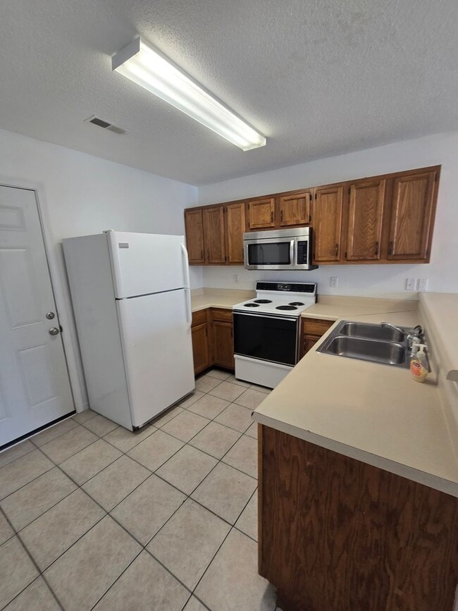 Foto del edificio - 4401 W Jeana Ct