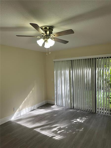 Foto del edificio - 4463 NW 112th Ave