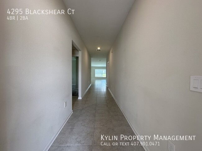 Foto del edificio - 4295 Blackshear Ct