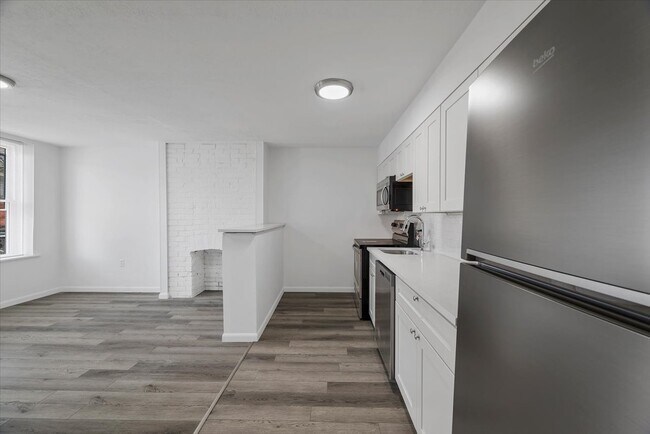Foto del edificio - 612 N Saint Clair St