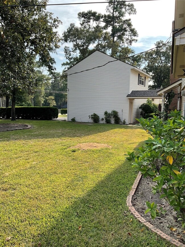 Building Photo - 3113 Wilson Rd