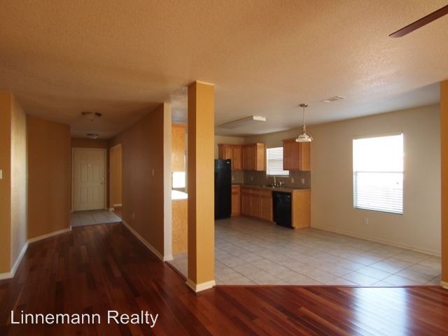 Foto del edificio - 3406 Bull Run Dr