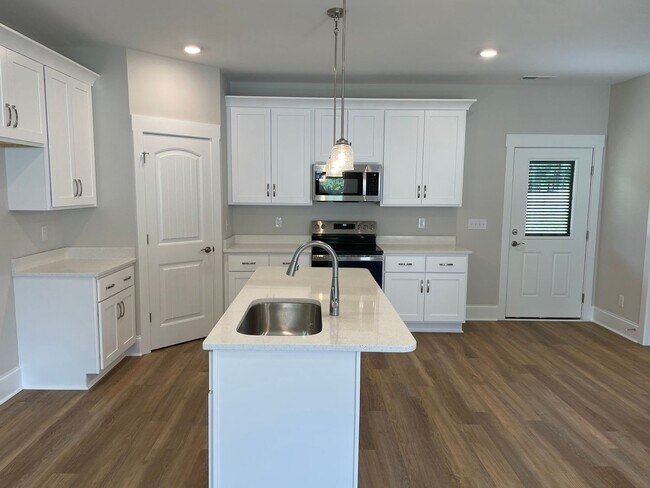 Foto del edificio - 3 Bedroom 2 Bathroom New Construction Hous...