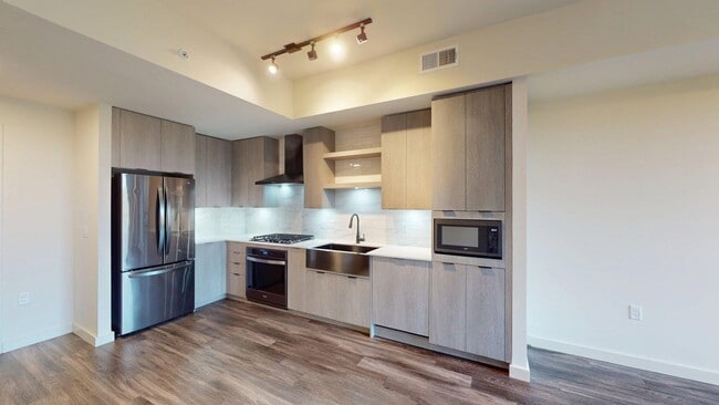 Interior Photo - Griffis Edgemoor