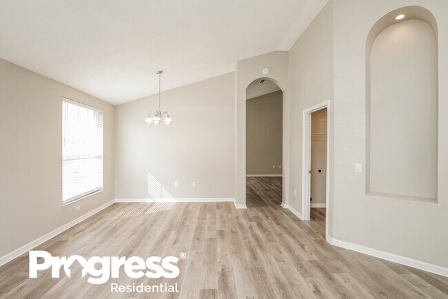 Building Photo - 4441 Andover Cay Blvd