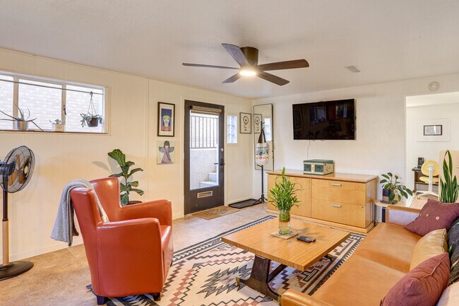 Foto del edificio - 1383 S Zenobia St