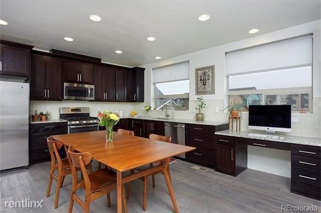 Foto del edificio - 9073 Northfield Blvd