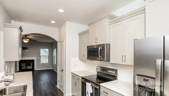 Building Photo - 1141 Coopers Ridge Ln