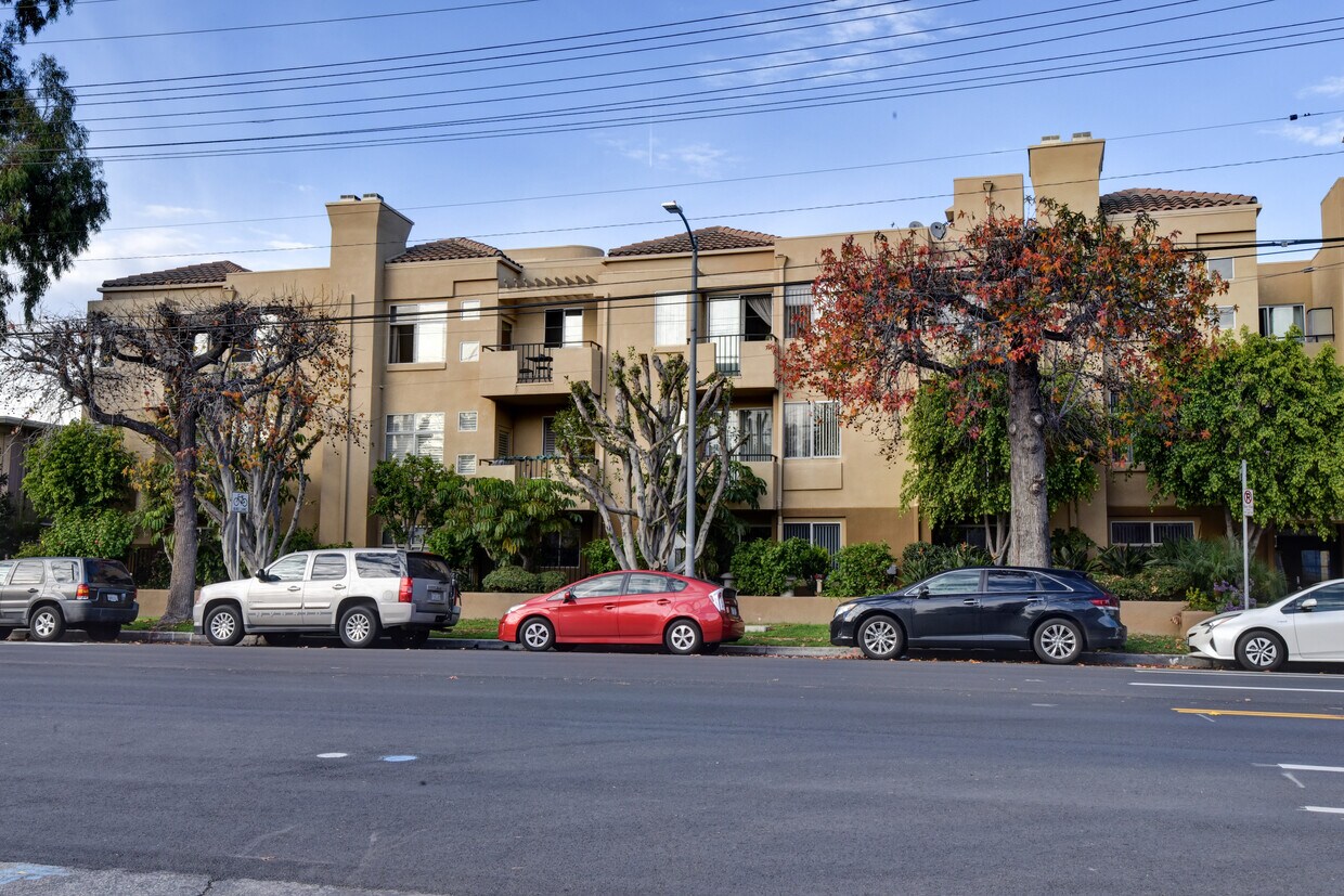 12633 Moorpark St Unit 307, Studio City, CA 91604 Condo for Rent in