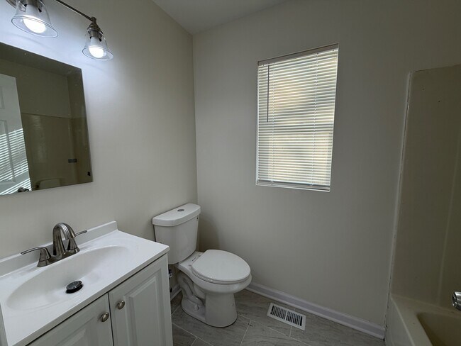 Foto del edificio - 12327 S Parnell Ave