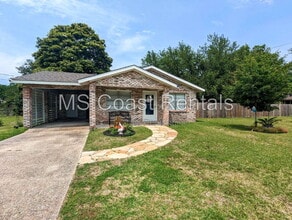 Building Photo - 104 Charleswood Ln