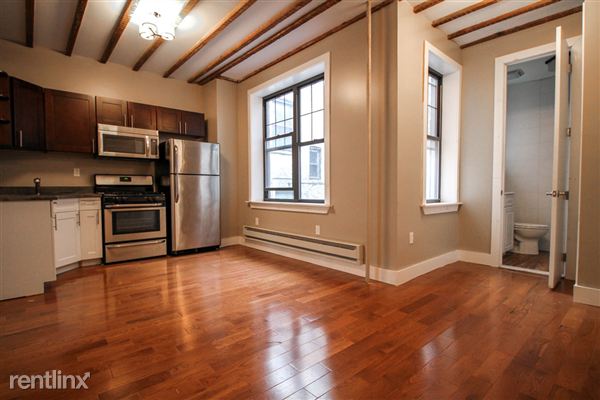 Building Photo - 1362 Decatur St