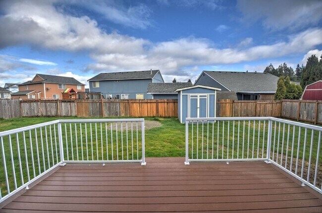 Foto del edificio - Fantastic 4 bedroom home in excellent loca...