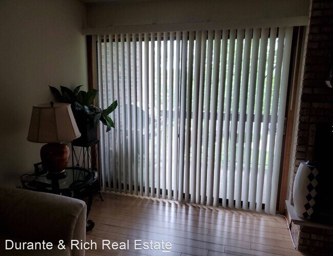 Building Photo - 2 br, 2 bath House - 14526 Linder Court Un...