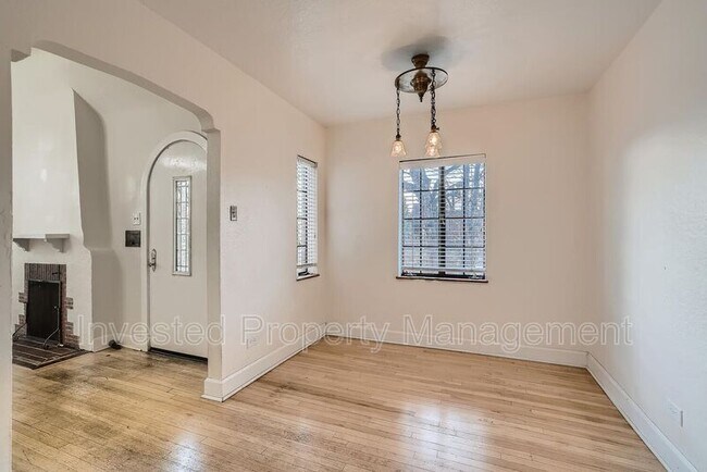 Photo - 2501 York St Apartment