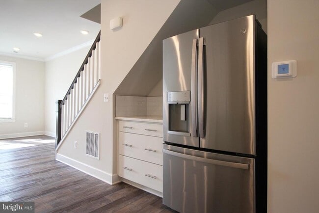 Building Photo - 14911 River Walk Way