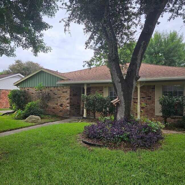 Foto del edificio - 11307 Sageheather Dr