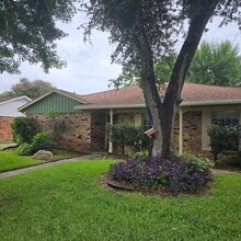 Building Photo - 11307 Sageheather Dr