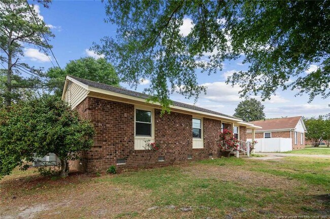 Foto del edificio - 508 Waterbury Dr