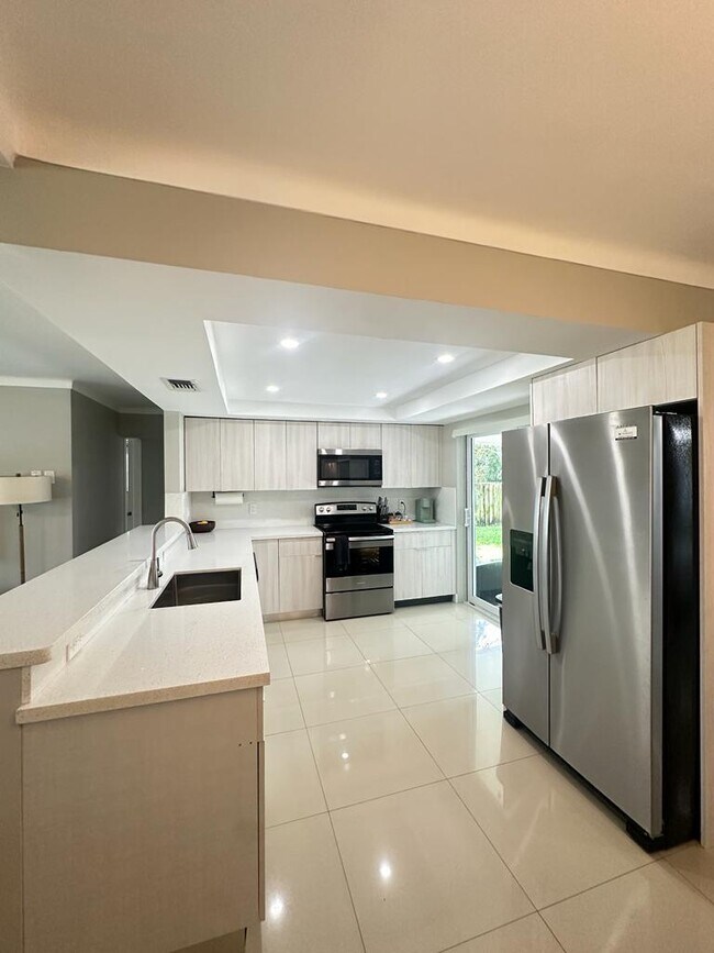 Foto del edificio - 426 SW 8th Ave