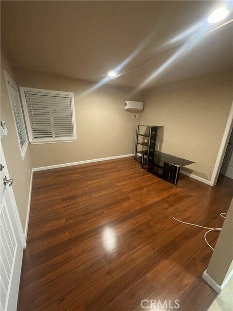 Building Photo - 37 S Sierra Madre Blvd