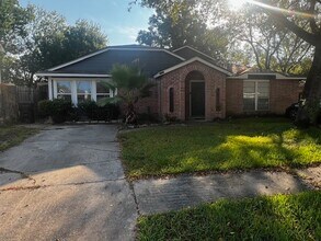 Building Photo - 22108 Moss Falls Ln