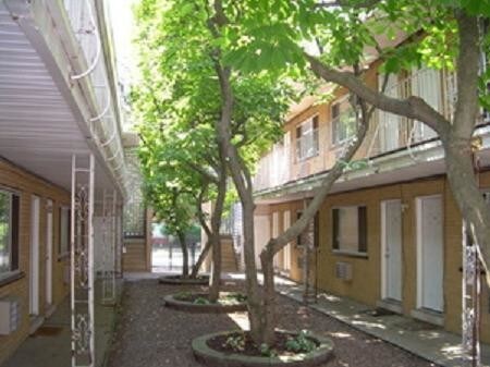 Foto del edificio - 2530 W Foster Ave