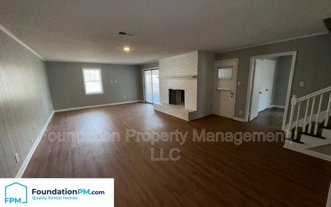 Building Photo - 4074 Navaho Ave